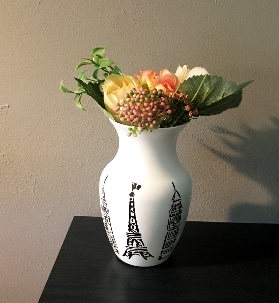 Vase 9